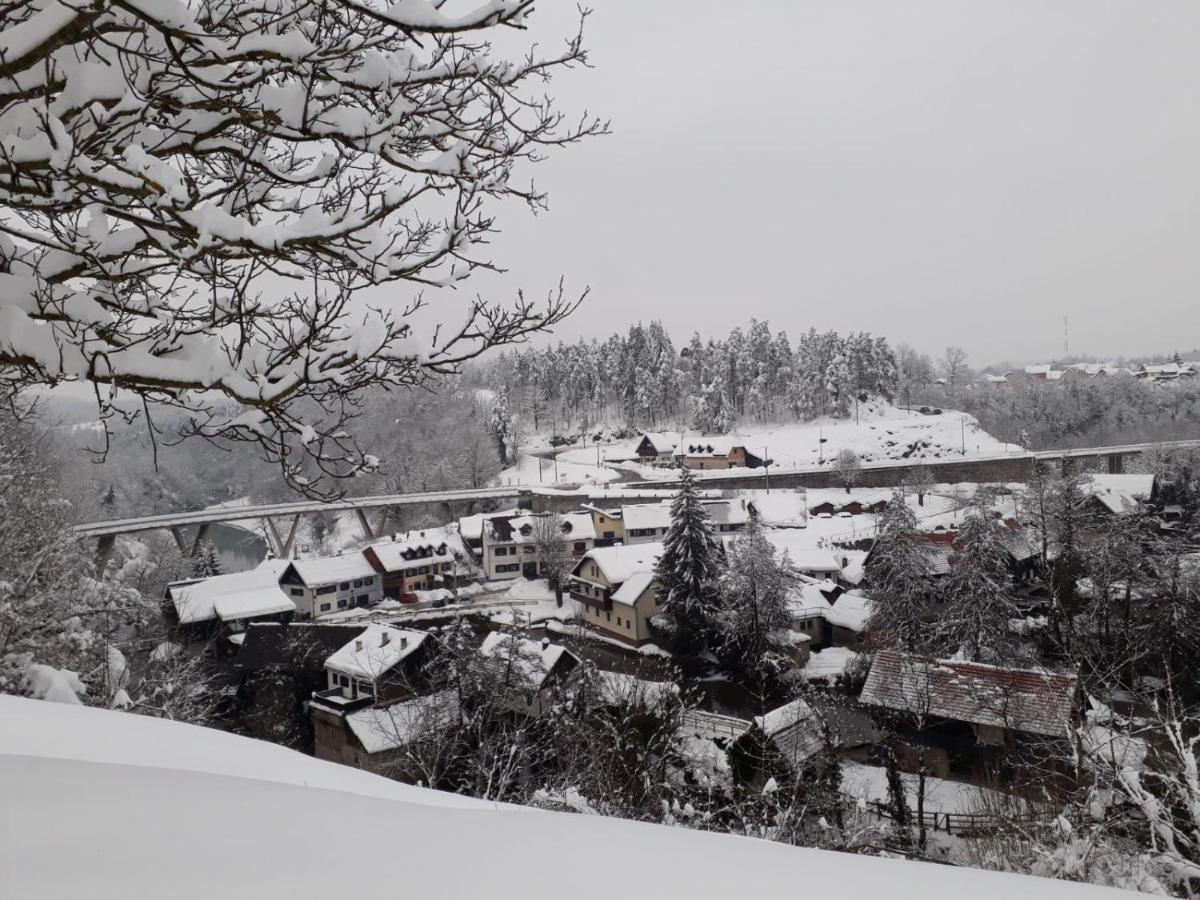 House Narta - Rastoke Apartment สลูน ภายนอก รูปภาพ