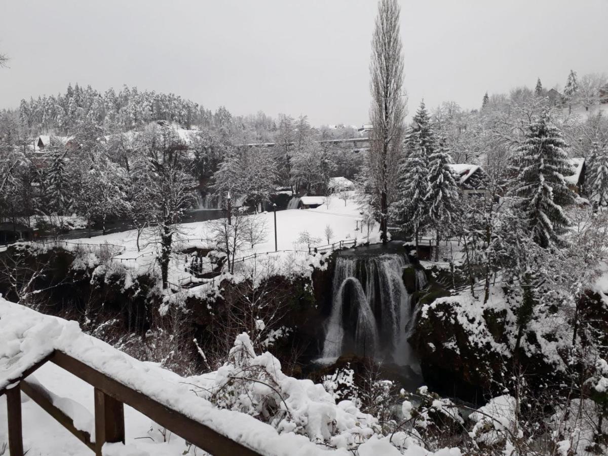 House Narta - Rastoke Apartment สลูน ภายนอก รูปภาพ