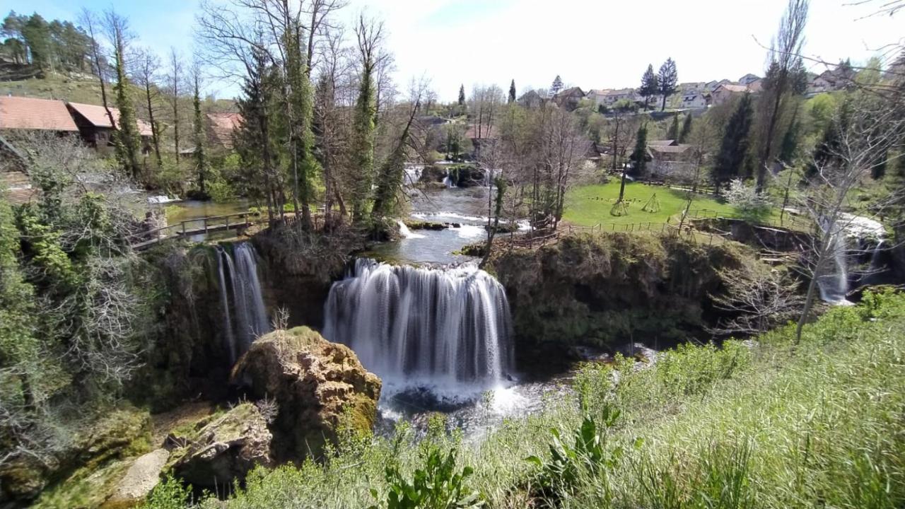 House Narta - Rastoke Apartment สลูน ภายนอก รูปภาพ